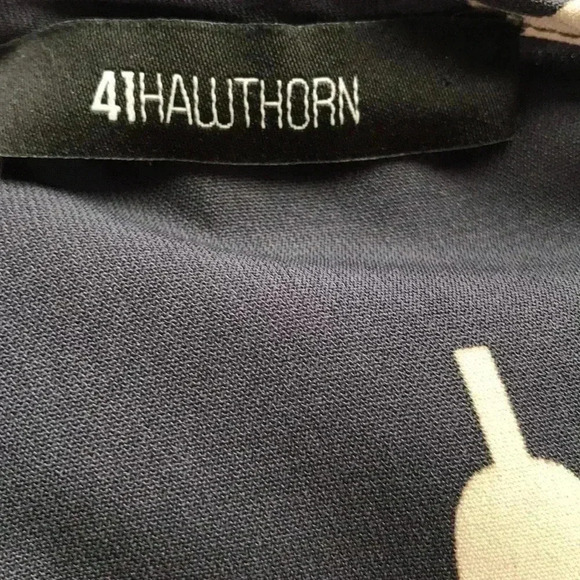 41 Hawthorn Tulip Blouse Size M—B5 - Picture 5 of 5